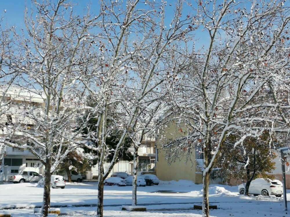 Συνεχίζονται οι χιονοπτώσεις την Τρίτη στα ανατολικά & νοτια. Πανελλαδική Πρόγνωση